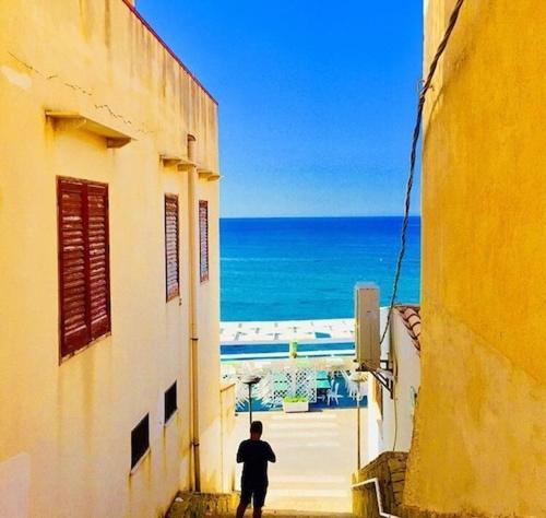 מרינלה דו סלינונטה La Terrazza Sul Mar Mediterraneo מראה חיצוני תמונה